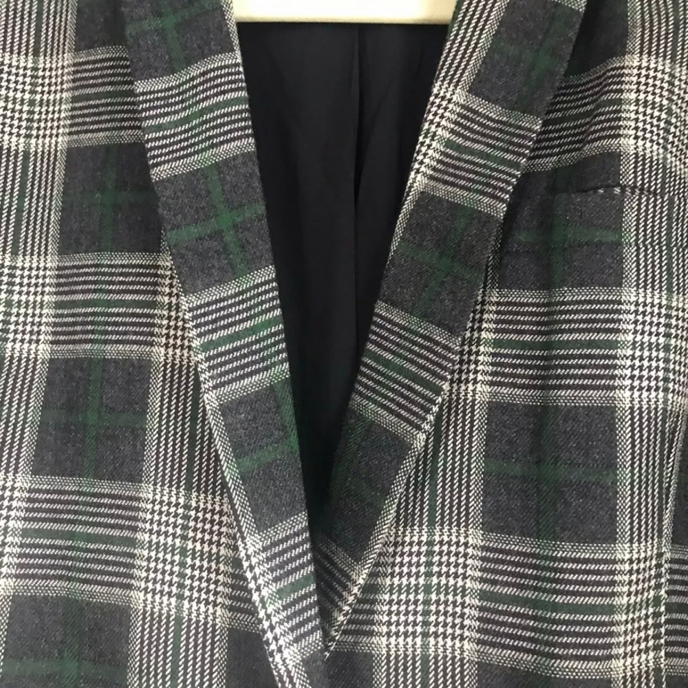 Dolce CaboPlaid Stripe Trim Blazer Size L - Picture 9 of 9